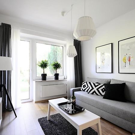 A Place Like Home Apartamenty Wiewiorcza グダニスク エクステリア 写真